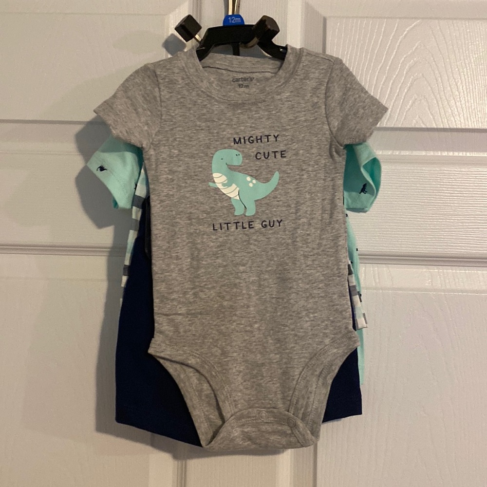 Carter’s baby boys 4 piece outfit set